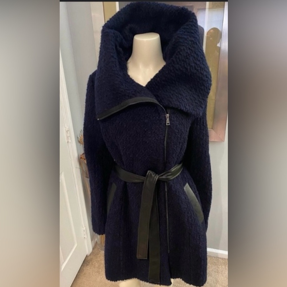 Cole Haan Signature Boucle Oversized Collar Coat in Navy & Black size 8 - Picture 9 of 12